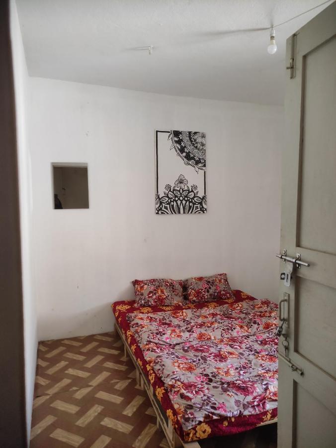 Laughing Buddha Guest House & Villa Kathmandu Exterior photo